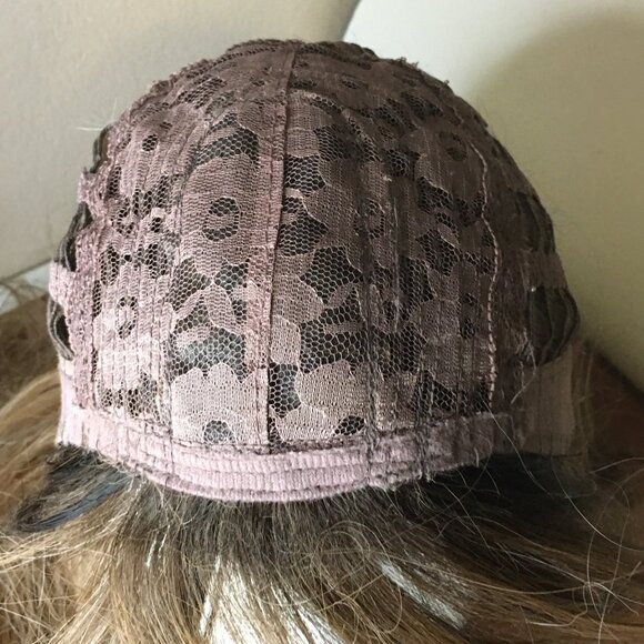 24" Layered with bangs Wheat-Colored Wig - Picture 10 of 11